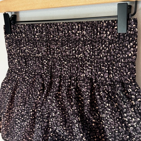 Free People FP Movement The Way Home High Rise Gray Printed Shorts Size S - Picture 4 of 12